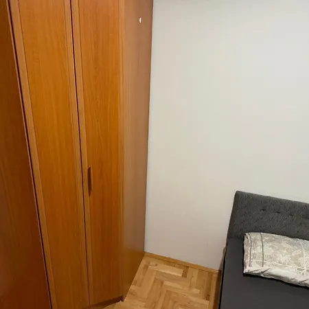 Apartamento Max2 - Desanke Maksimovic *